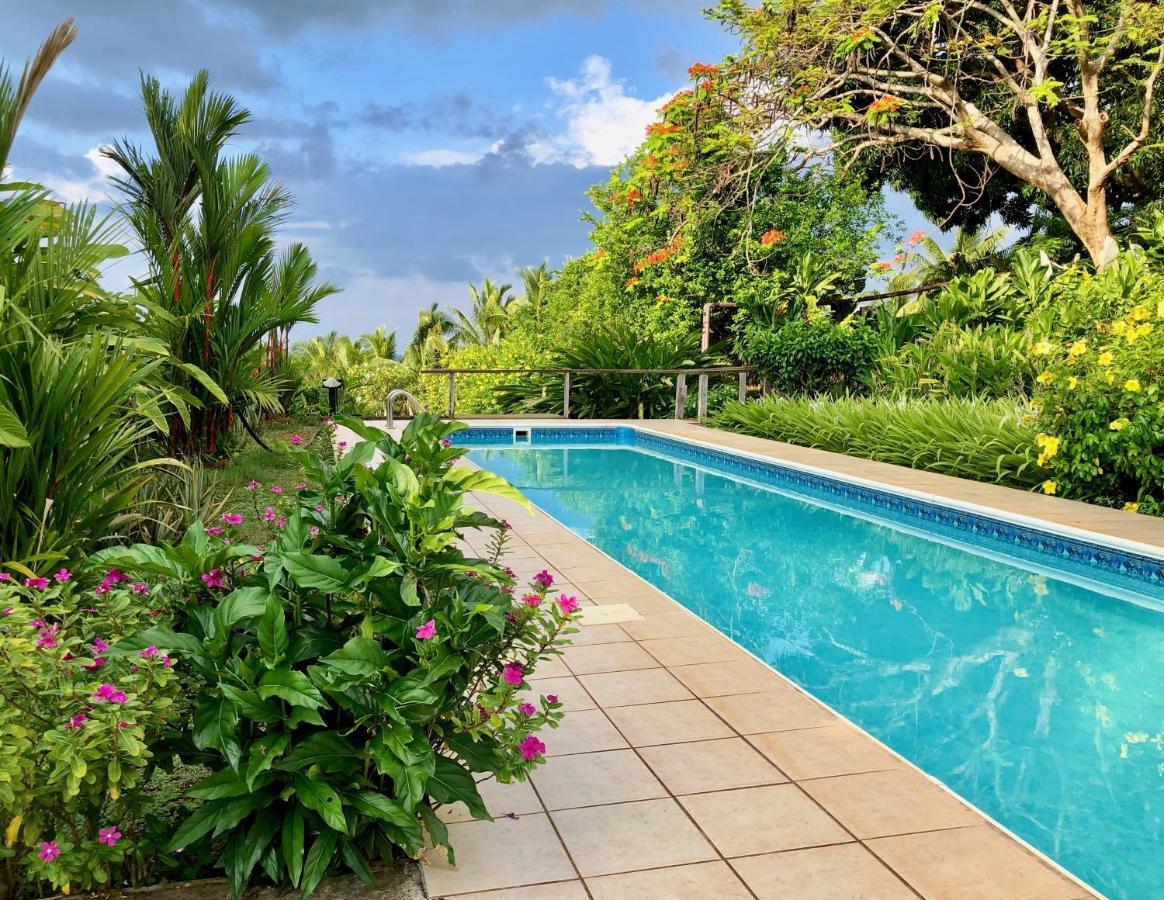 Palmlea Farms Lodge & Bures - Villas Лабаса Екстер'єр фото